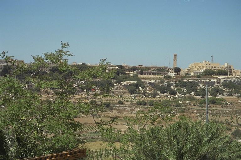 land4.jpg